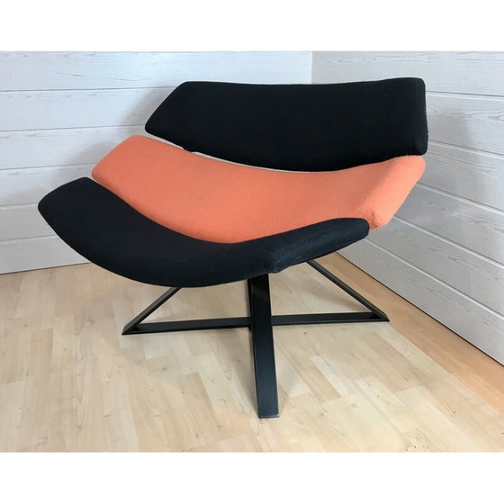 Image 1 of Vintage-Sessel aus schwarzem und orangefarbenem Stoff, 1970er Jahre