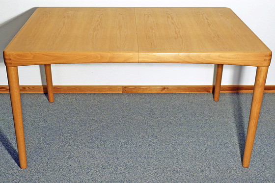 Image 1 of Vintage Esszimmergarnitur, Helle Eiche,  Design H. W. Klein Für Bramin, Dänemark 1960