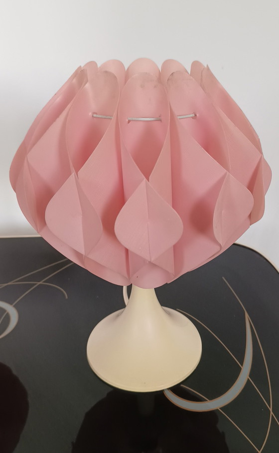 Image 1 of Zicoli zwei Raumzeitalter Nachttischlampen mit rosa Bildschirm