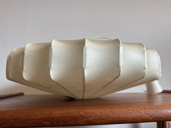 Image 1 of Vintage Cocoon Pendelleuchte 1960er Jahre