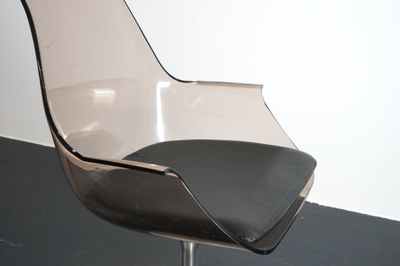 Image 1 of Vintage Champagner Stuhl aus Acrylglas, 1970er 