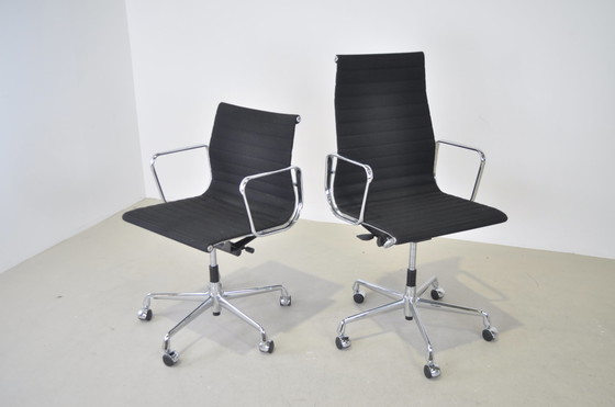 Image 1 of Vitra EA117 Ch & R Eames, Bürostuhl mit niedriger Rückenlehne