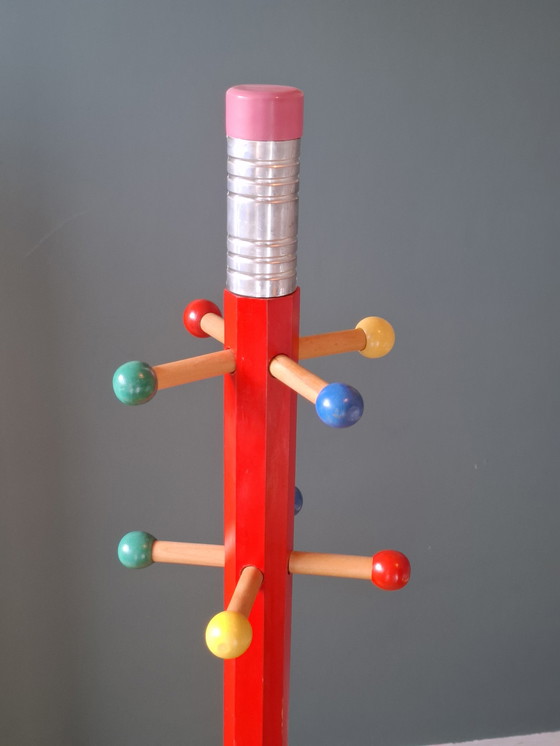 Image 1 of Kleiderständer Memphis Style