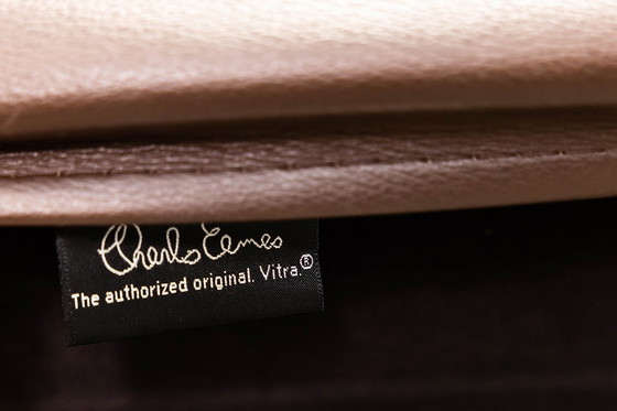 Image 1 of Vitra Eames EA108 Besprechungsstuhl