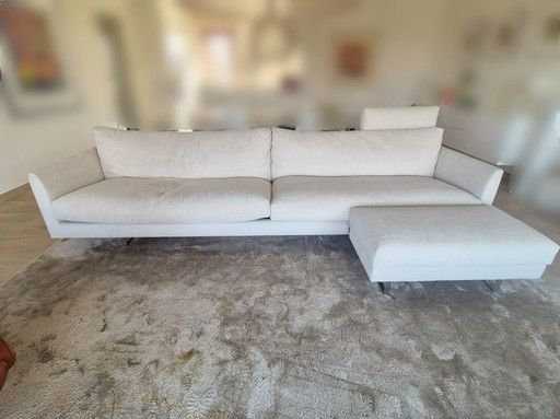 Montis Axel 5-Sitzer Sofa mit Fußhocker und Kopfstütze