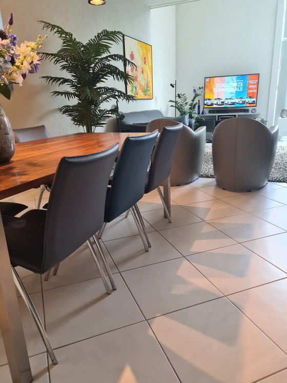 Image 1 of Metaform Esstisch Nussbaum