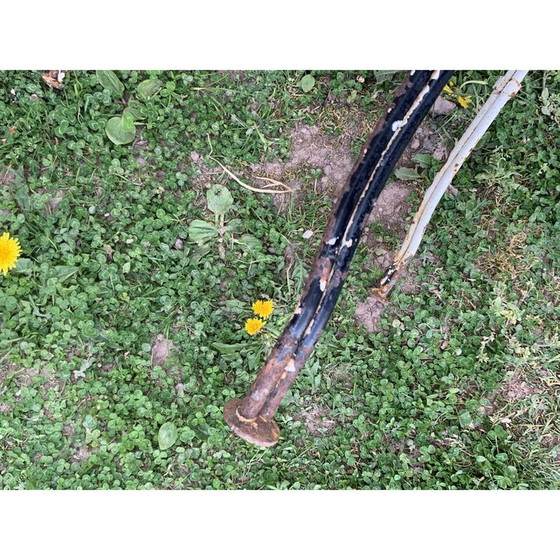 Image 1 of Paar alte weiße schmiedeeiserne Stühle, 1900