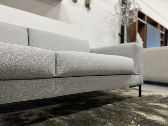 Image 1 of Design On Stock Aikon 3-Sitzer Sofa Grau Stoff