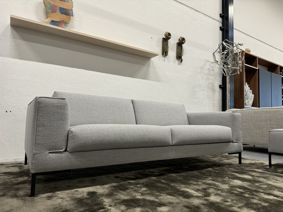 Image 1 of Design On Stock Aikon 3-Sitzer Sofa Grau Stoff