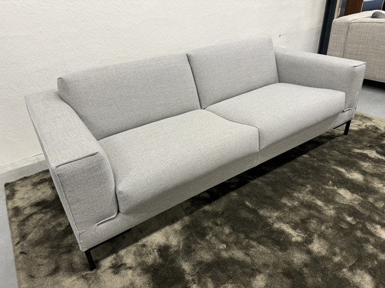 Image 1 of Design On Stock Aikon 3-Sitzer Sofa Grau Stoff