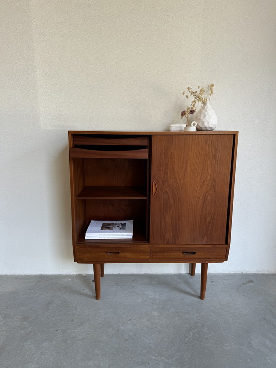 Image 1 of Schmales Highboard aus Teakholz