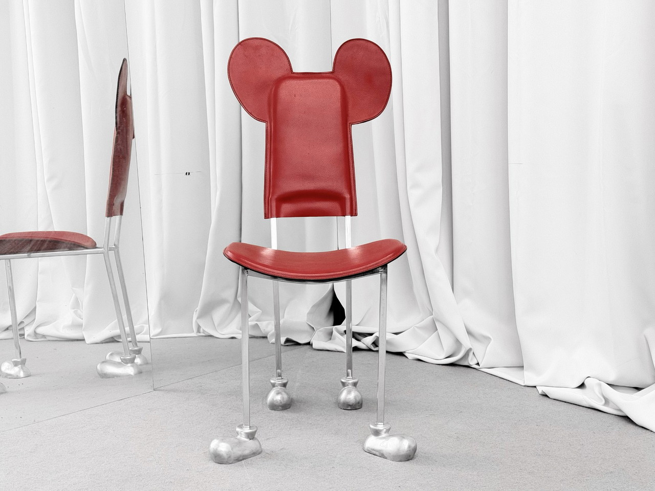 Mickey Mouse Garriris Stuhl Chair Javier Mariscal Akaba Kunst 1980 Rot 2 650 Whoppah