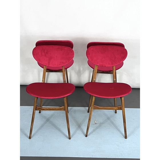 Image 1 of Satz von 4 Mid-Century-Stühlen aus rotem Samt und Holz, Italien 1950er Jahre