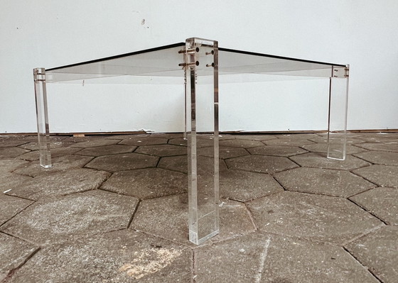 Image 1 of Transparenter Couchtisch mit Glasplatte, 1970er Jahre