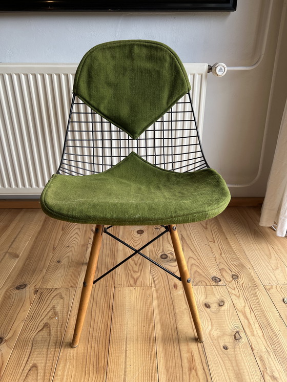 Image 1 of FRÜHER EAMES DKW-2 STUHL