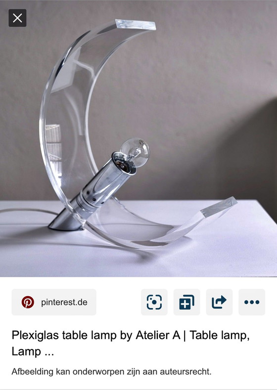 Image 1 of Hippe Tisch-/Stehlampe aus Plexiglas aus der Mitte des Jahrhunderts