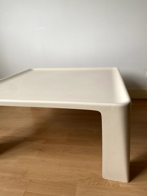 Mario Bellini C&B Italia Amanta Couchtisch