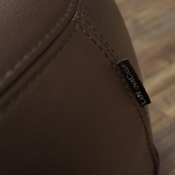 Image 1 of Who's Perfect La Nuova Casa Hocker /Ottomane