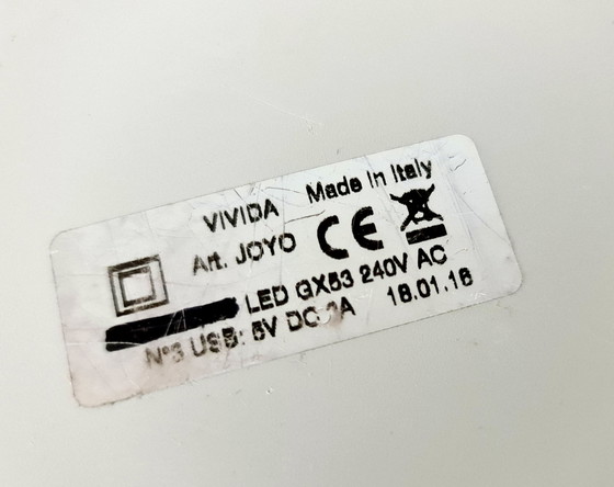 Image 1 of Vivida - JOYO LIGHTCOLORS RED - TISCHLAMPE MIT USB-LADESTATION - 2000