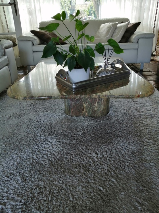 Image 1 of Couchtisch aus Marmor
