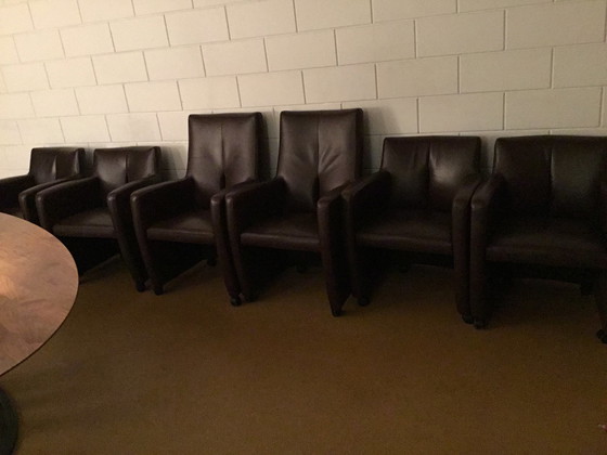 Image 1 of Leolux Tisch Thebe Stühle Kilenge