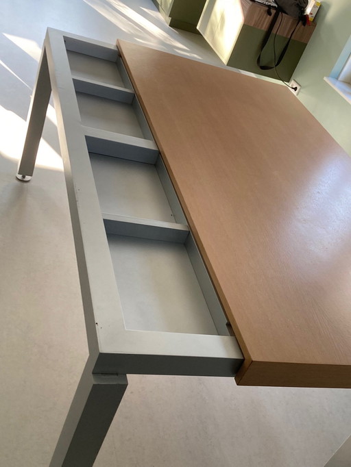 Esszimmertisch, Interstar