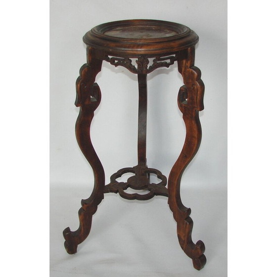 Image 1 of Vintage Marmorsattel mit Blumenbeetschnitzerei