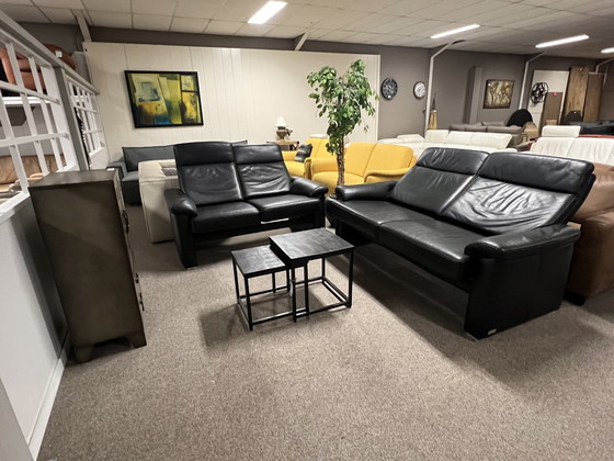 Image 1 of 2x Schwarze Relax-Sofas