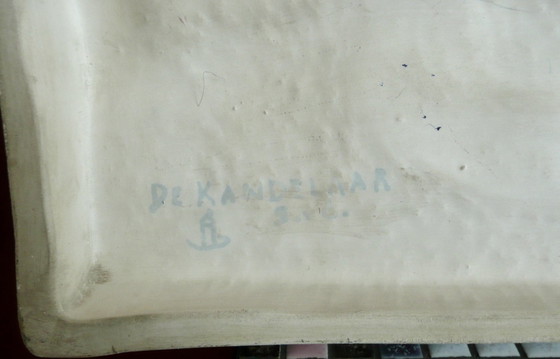 Image 1 of Vintage Wandtafel mit frechem Kind / Putte.