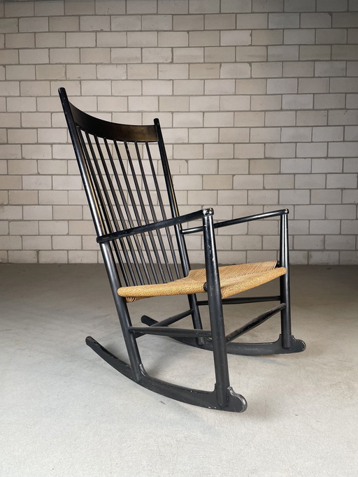 Vintage J16 Schaukelstuhl von Hans Wegner für Fdb Möbler