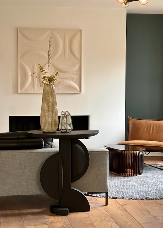 Image 1 of Studiopetitdit Moon Ankleidezimmer