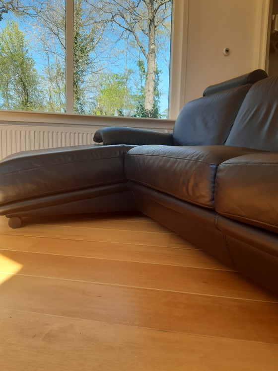 Image 1 of Natuzzi-Bank