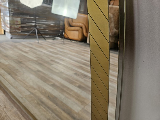 Image 1 of Mid Century Spiegel mit goldenen und messingfarbenen Verzierungen