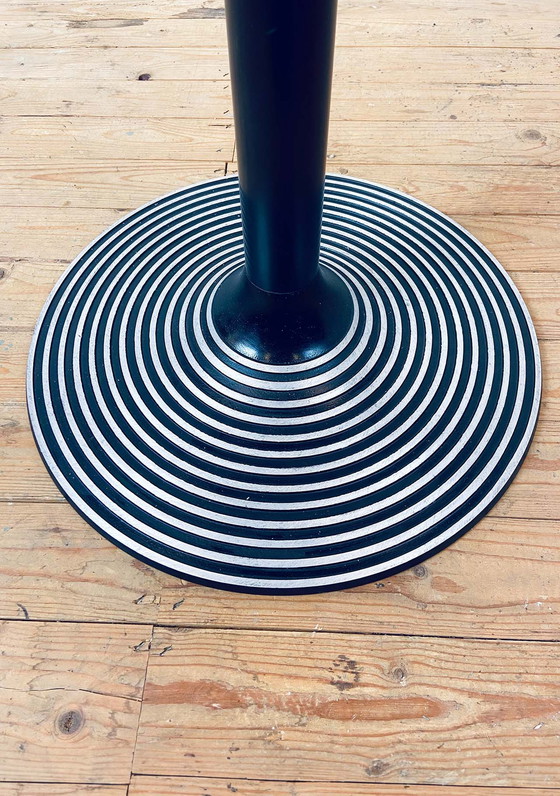 Image 1 of Auto Katwijk Stehtisch