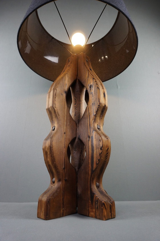 Image 1 of Brutalistische Lampe aus massiver Eiche verbrannt