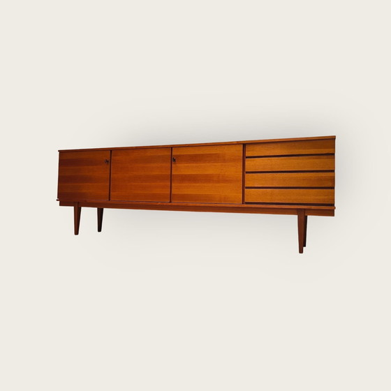 Image 1 of Mid - Century Anrichte