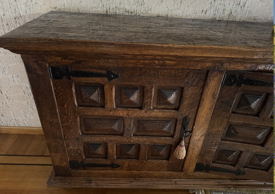 Image 1 of Brutalistischer Eichenschrank (Sideboard)