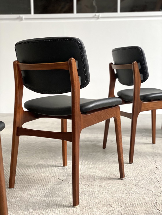 Image 1 of 4x Midcentury Esszimmer Stühle Nussbaum Skai Leder Schwarz