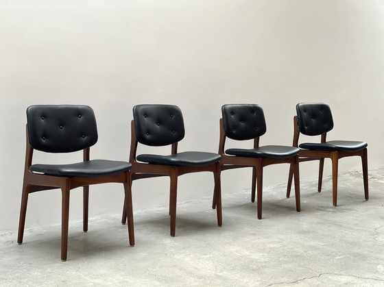 Image 1 of 4x Midcentury Esszimmer Stühle Nussbaum Skai Leder Schwarz