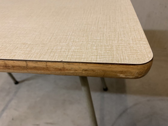 Image 1 of Niedlicher Beistelltisch oder Site Table von Marko