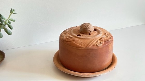 Image 1 of Butterdose Terrakotta Jugendstil Frankreich