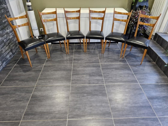 Image 1 of Suite Von 6 Italienischen Design-Stühlen, Aus Den 1960er Jahren.
