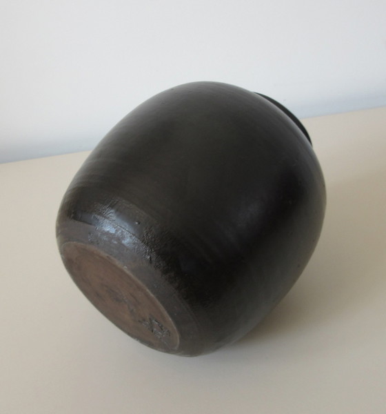 Image 1 of Schwarze künstliche Vase aus Steingut