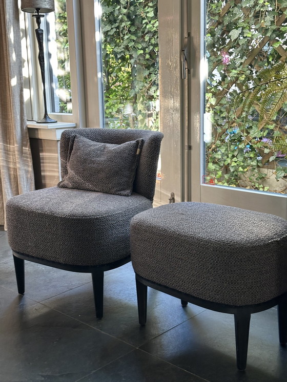 Image 1 of Handgefertigter Sessel und Hocker im spanischen Design