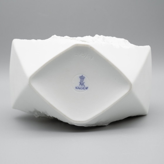 Image 1 of Manfred Frey Ak Kaiser Biskuit Porzellan Vase Fossil Ammonit Relief Opart Quartett