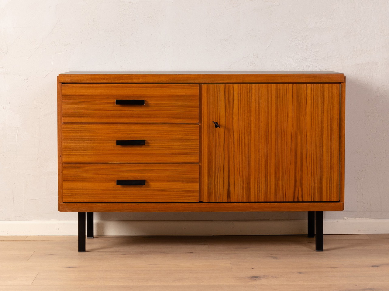 Kommode im Vintage-Stil | €689 | Whoppah