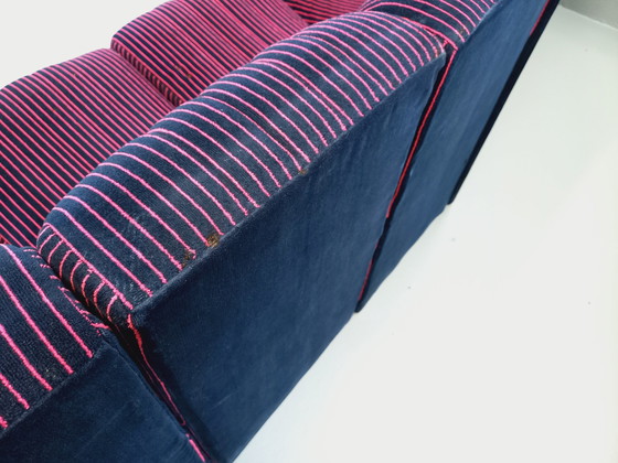 Image 1 of Vintage Snake Modulsofa bestehend aus 11 Modulen Chauffeuse Und 3 Hocker Aus Velours Stoff Aus Den 70er Jahren 80er Jahre