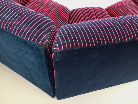 Image 1 of Vintage Snake Modulsofa bestehend aus 11 Modulen Chauffeuse Und 3 Hocker Aus Velours Stoff Aus Den 70er Jahren 80er Jahre