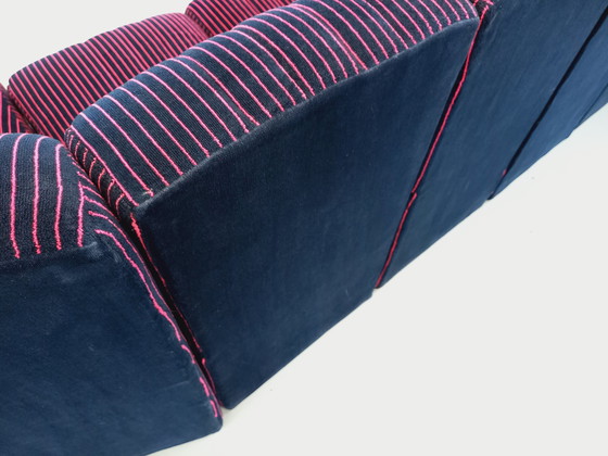 Image 1 of Vintage Snake Modulsofa bestehend aus 11 Modulen Chauffeuse Und 3 Hocker Aus Velours Stoff Aus Den 70er Jahren 80er Jahre