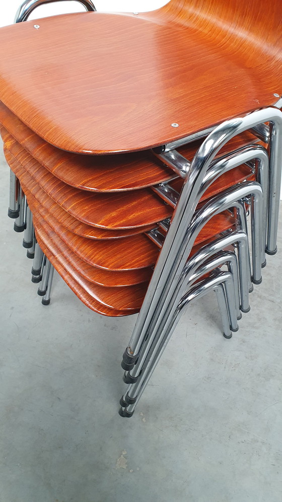 Image 1 of 8x Eromes Pagholz stapelbarer Designerstuhl
